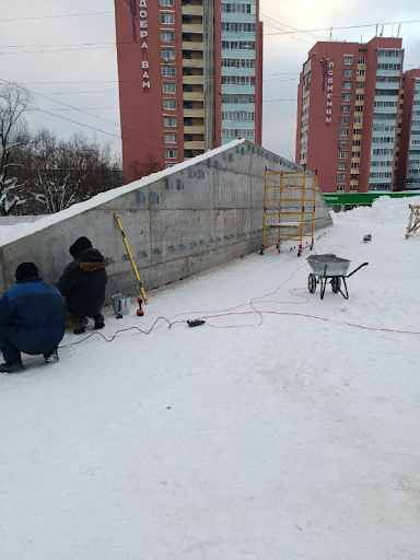 В Лобне продолжается благоустройство мемориала «Зенитное орудие» — фото 3