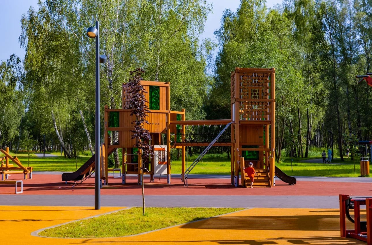 Лето в Подмосковье: активный отдых в обновлённых парках от компании РОСТ — фото 1