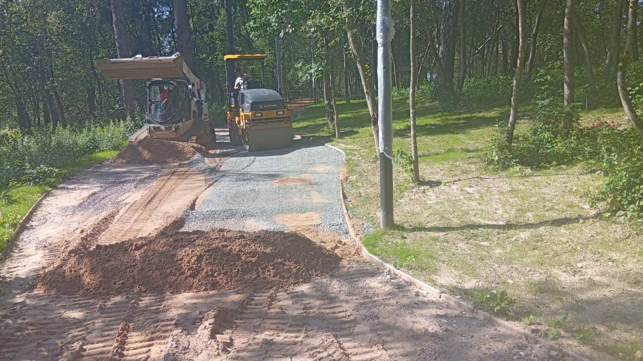 Продолжается комплексное благоустройство лесопарка «Соколка» в Истре — фото 2
