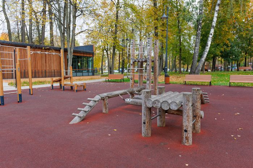 Мероприятия в благоустроенных парках Лобни: активный отдых и развлечения — фото 4