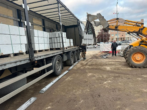 Истра: активное благоустройство центральной площади продолжается — фото 2