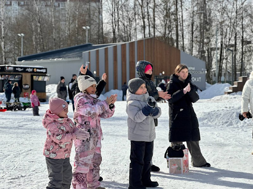 Парки Подмосковья отметили 8 Марта яркими программами — фото 3