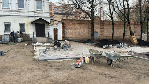 Благоустройство Центральной площади в Истре продолжается — фото 2