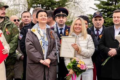 Связь поколений: в Лобне открыли обновленный мемориал «Зенитное орудие» — фото 4